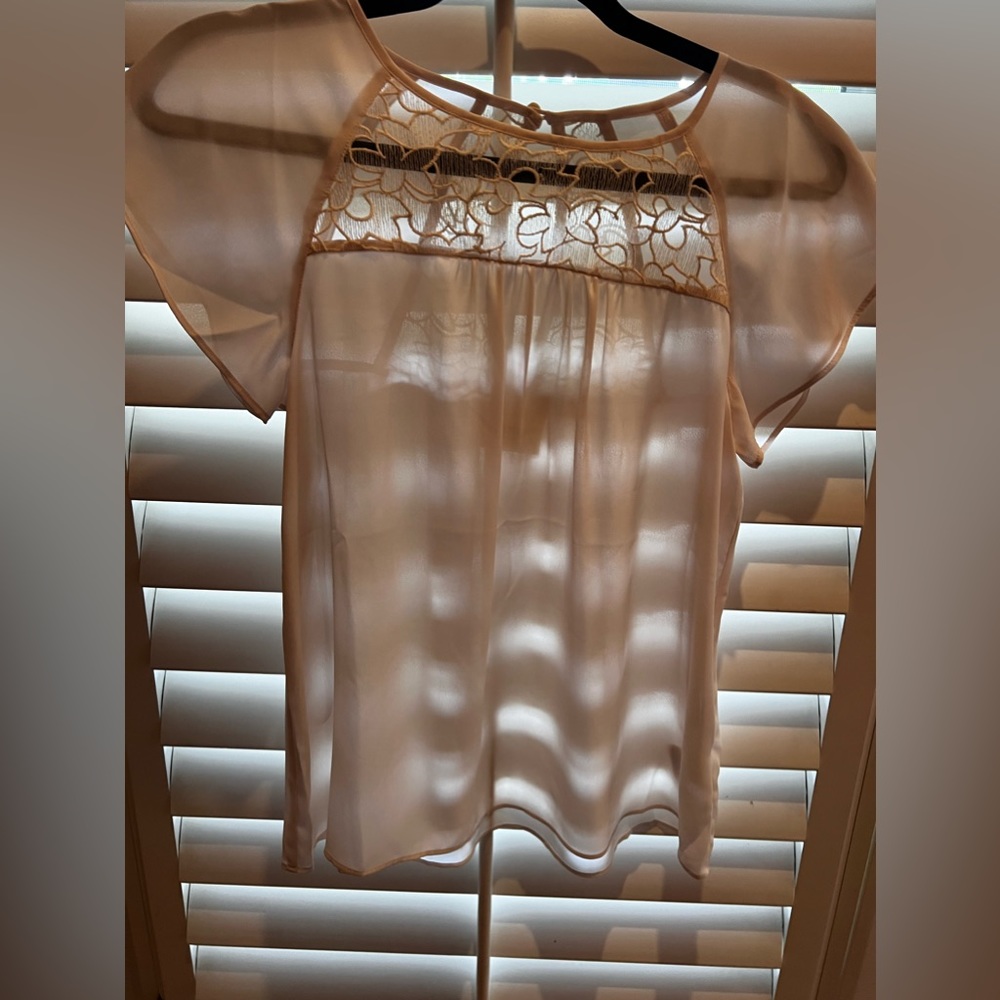White Blouse w/ Floral Detail